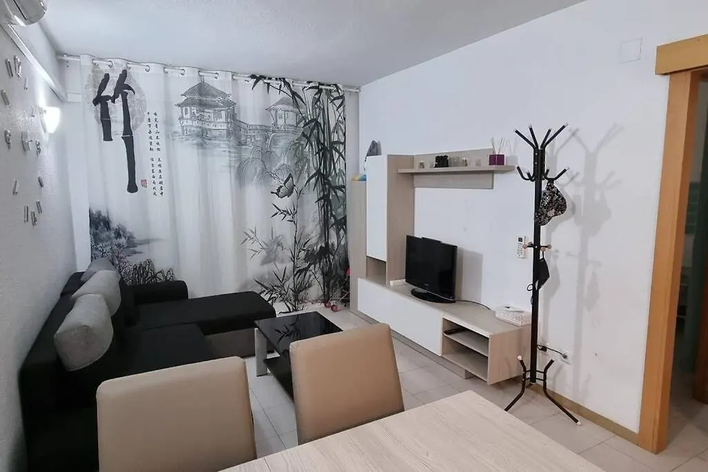 Apartamento Terraza, Wifi, Aire, Piscina, Golf Salou 0*,  Spain